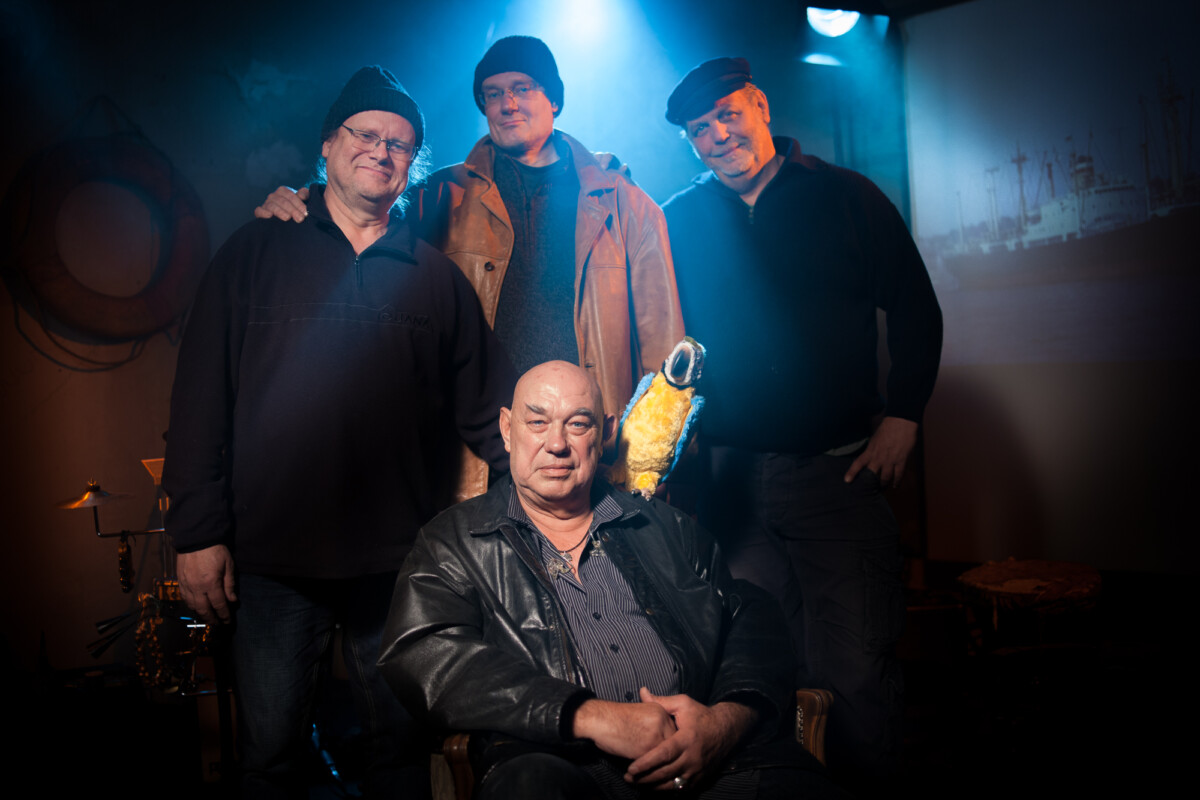 2024 – Hans-Martin Stier und die Shipping Crew – “60.000 Seemeilen – Geschichten und Musik” – 22. März