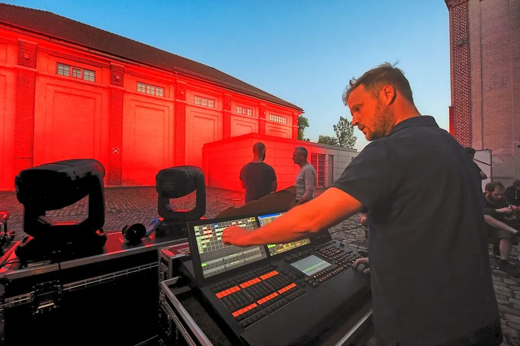 2021 – Mitgliederversammlung – „Neuer Schwung und große Namen“ – 18. November