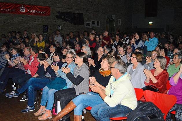 2015 - Uzume Taiko im Ballenlager